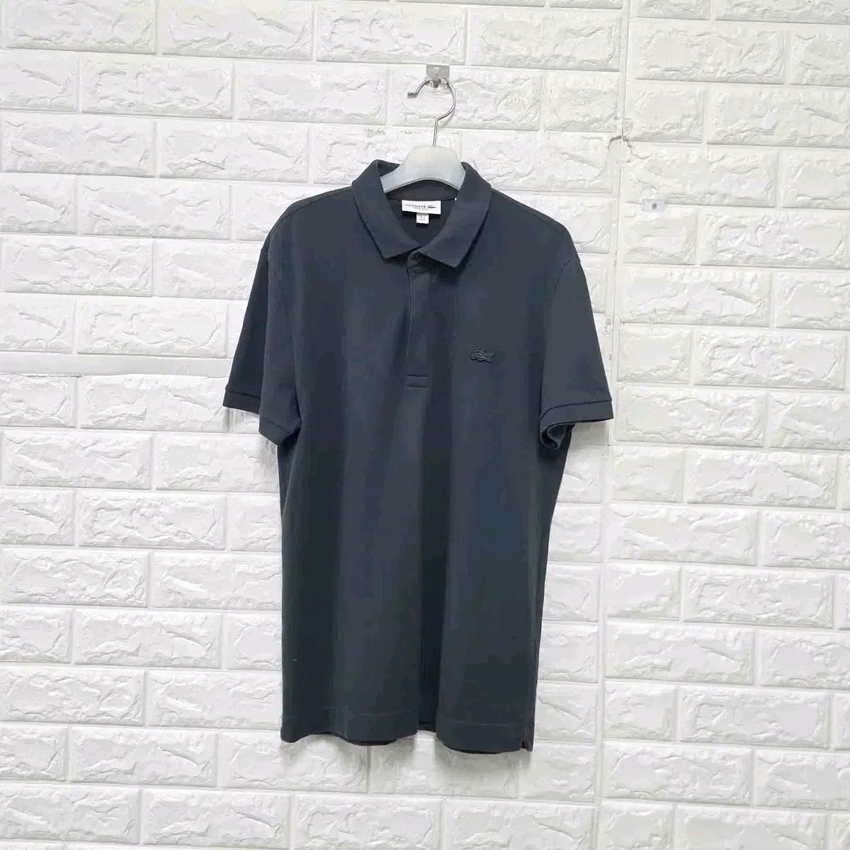 M 라코스테 챠콜 카라 반팔 티 E40 2
