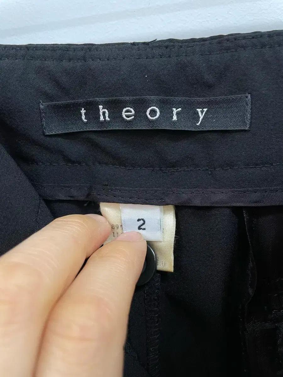 Theory 블랙 카고 바지 Size 2 5