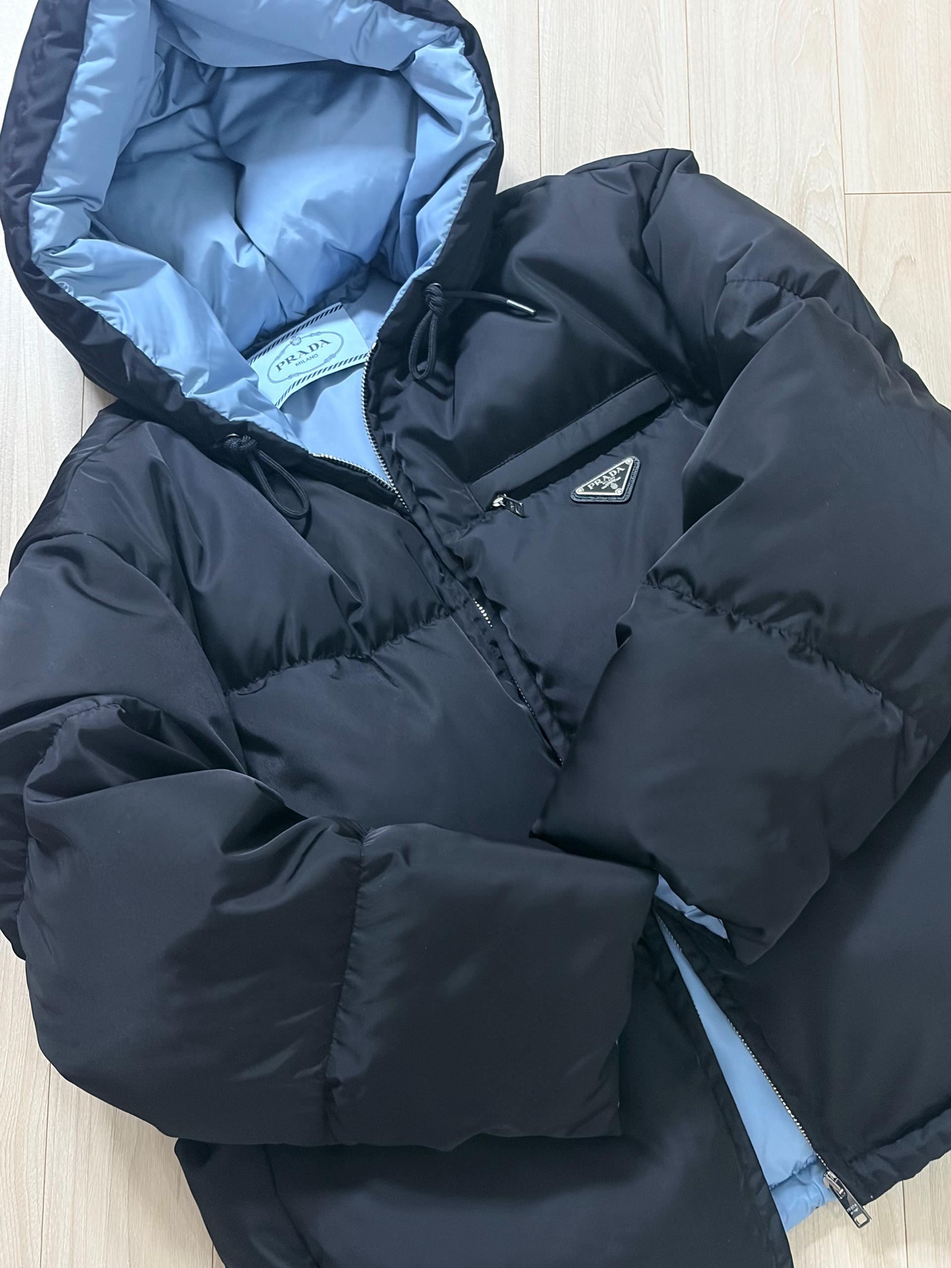 프라다 리나일론 개버딘 후드 패딩 점퍼 블랙 2
