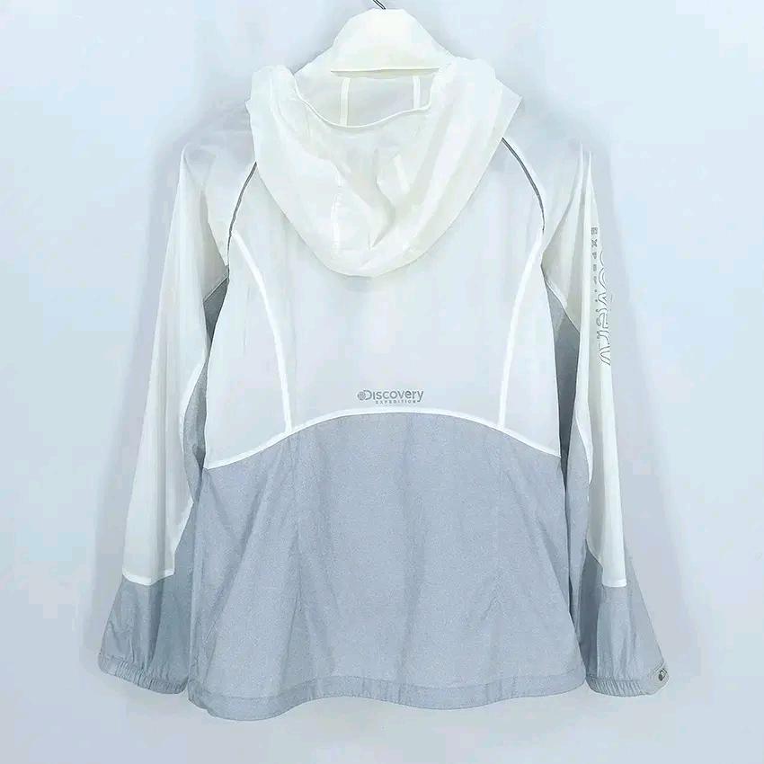 디스커버리 여성 춘하 후드 경량바람막이 아이보리 (HU45488) 3