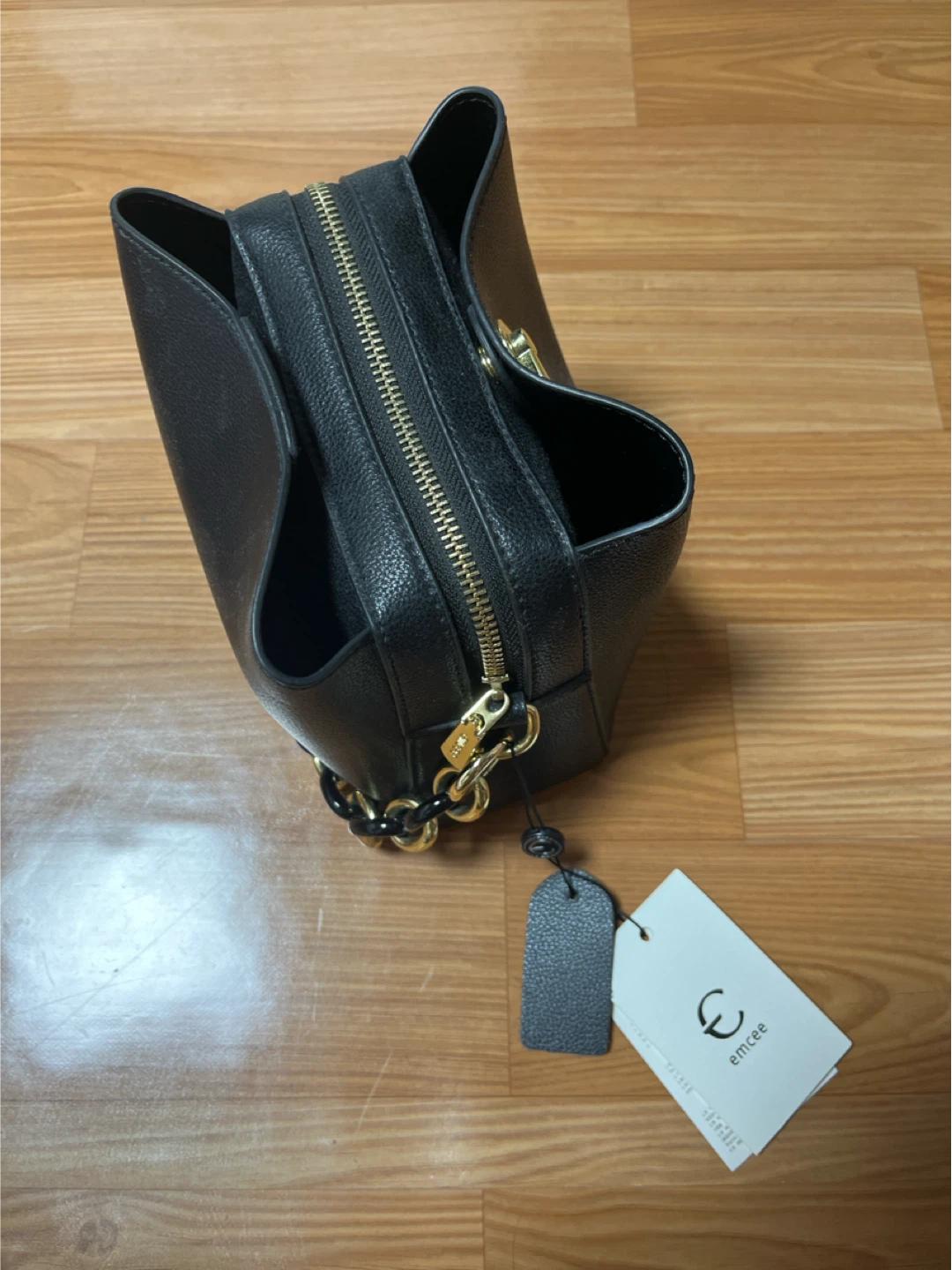새제품‍ 엠씨씨 블랙 버킷백 3
