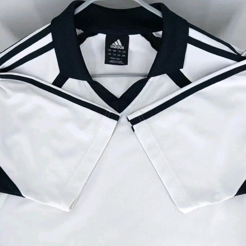 아디다스 남성 여름 로고자수 카라반팔티 화이트L (HU45561) 4