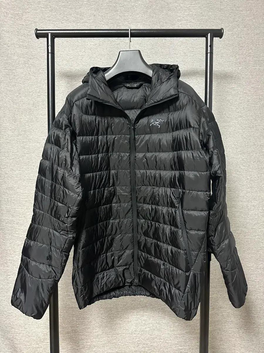 아크테릭스 세륨 후디 패딩 블랙 (XL) 2