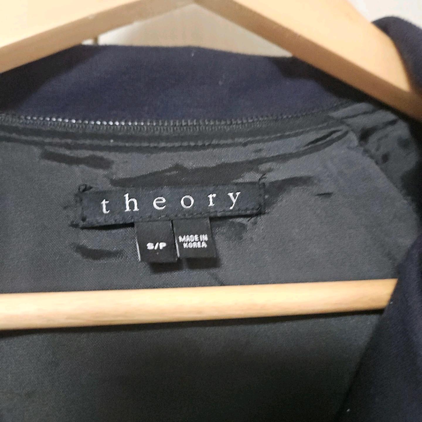 옷장정리 띠어리(Theory) 코트 판매 4