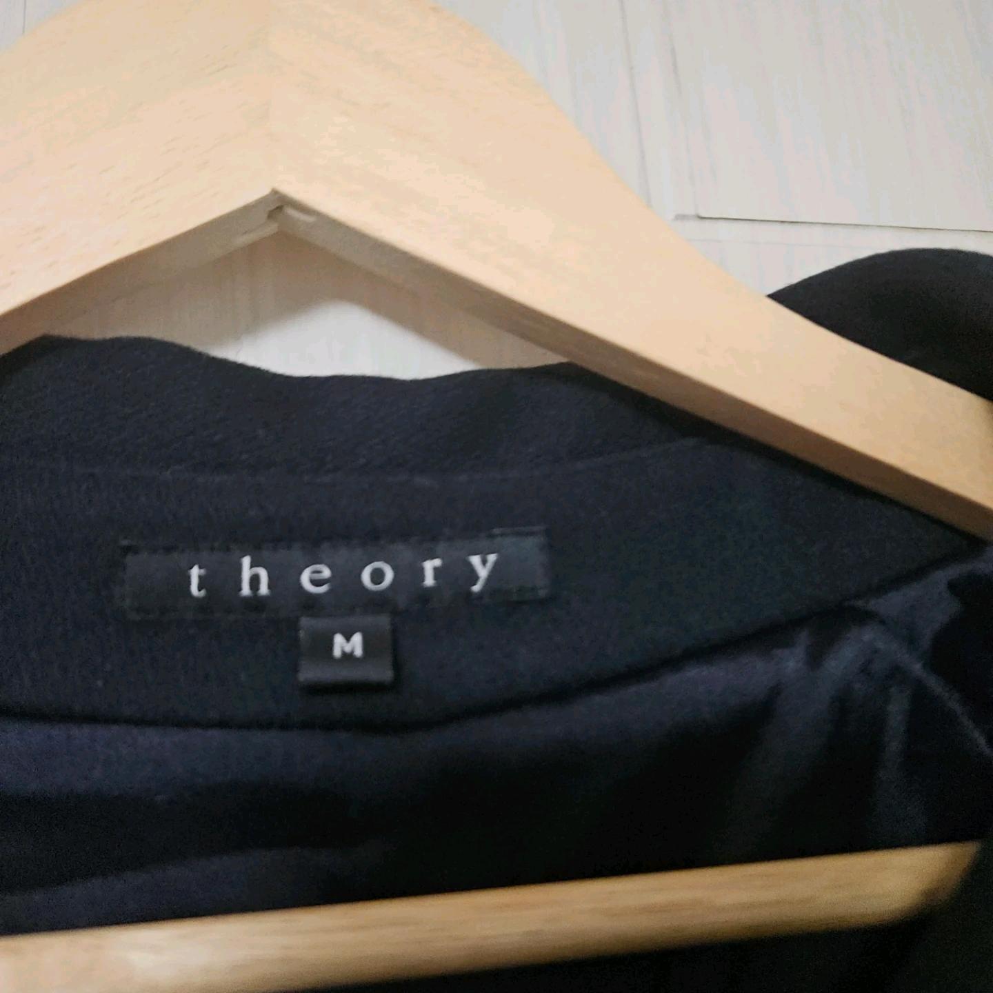 옷장정리 띠어리(Theory) 코트 4