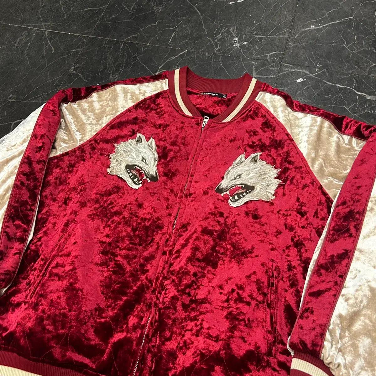 XL 낫포너드 Vtg 늑대자수 벨벳 스카쟌 2