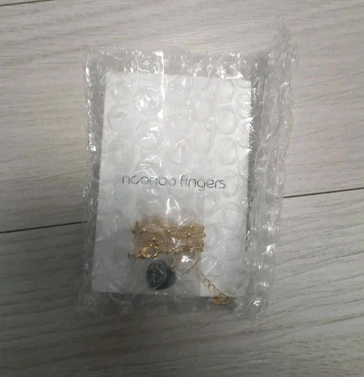 누누핑거스 오닉스 하트 네크리스 9