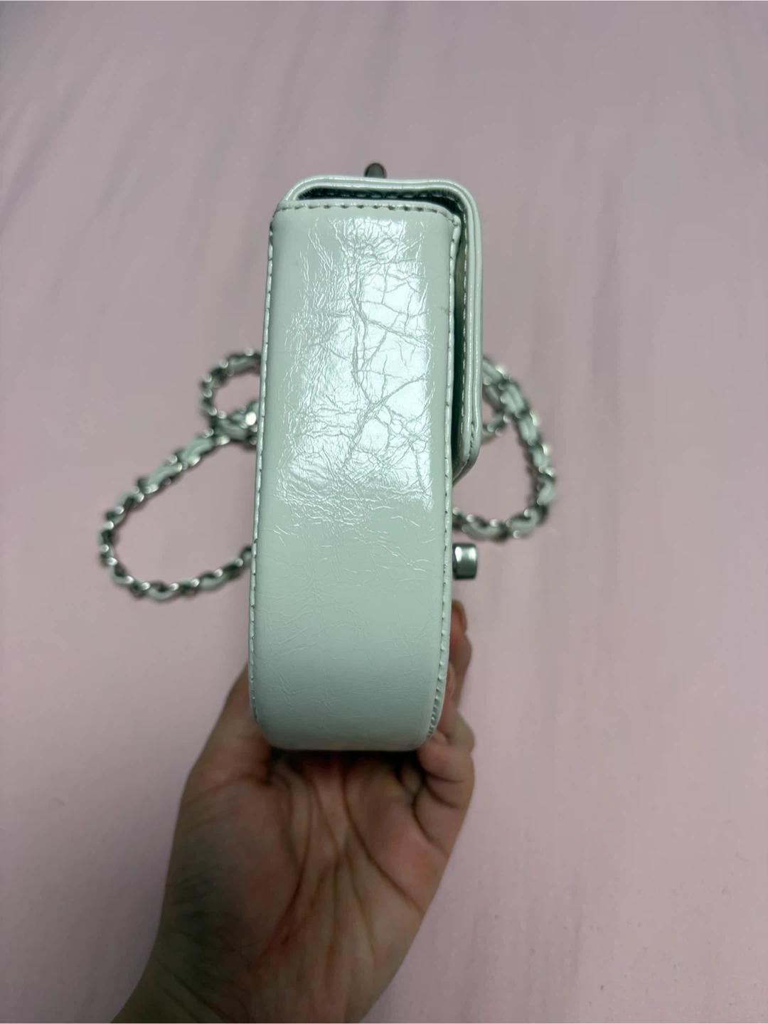 카디널레드 멍크백 화이트 6
