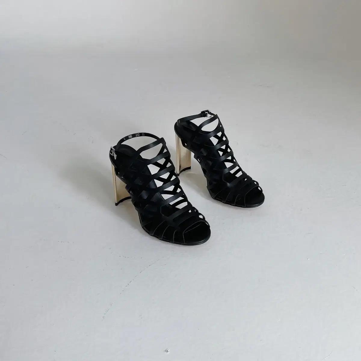 #세일 948 하이글래디 10cm 금장스틸 스틸레토 225 블랙-새상품 2