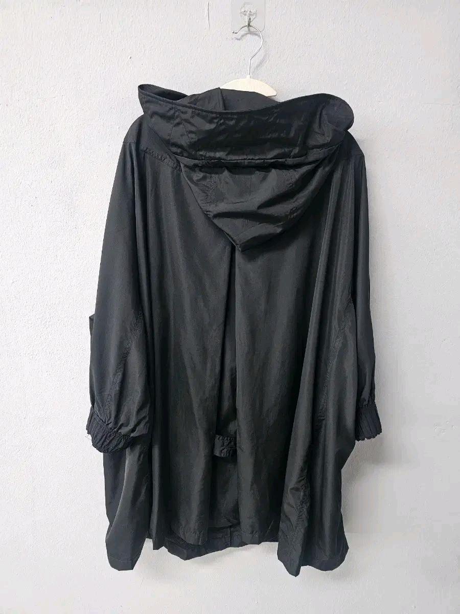 몽클레어 아우스트로피 지우보토 롱바람막이 3