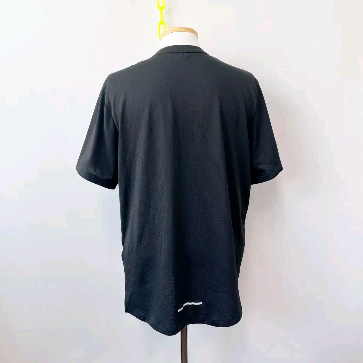 나이키 남성스포츠 메쉬반팔 XL 4