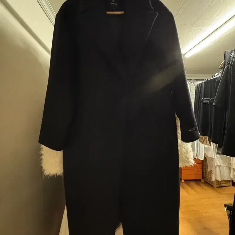 룩캐스트 코트 6