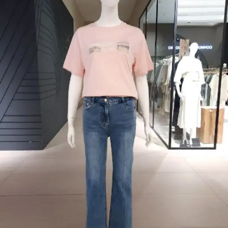 온앤온 라운드넥 그래픽 티셔츠 2