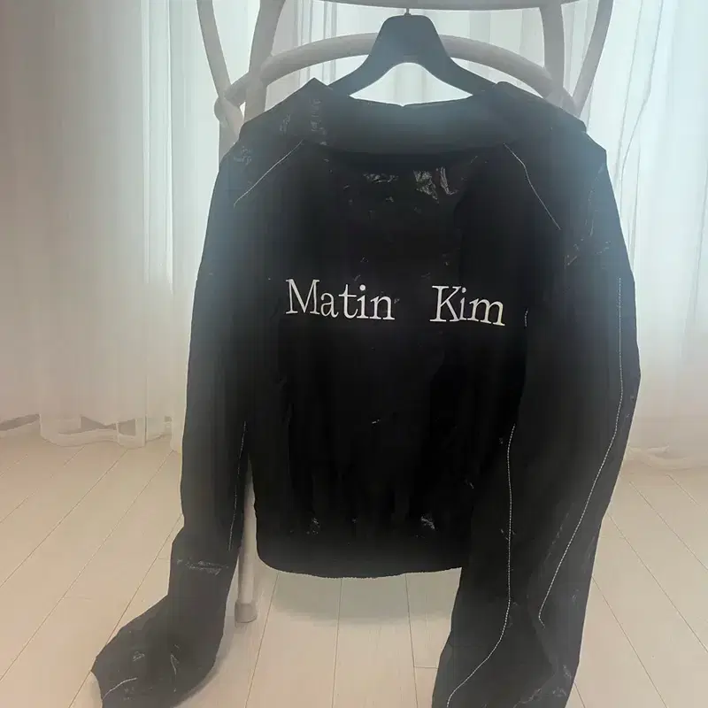 마뗑킴 코팅 크롭 블루종 블랙 새상품 6