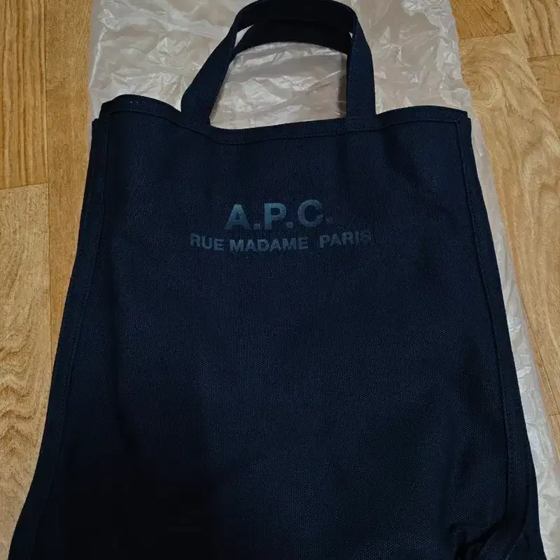 26년신상 APC 아페쎄 정품 리쿠퍼레이션 숄더백 겸 토트백 다크 네이비 2