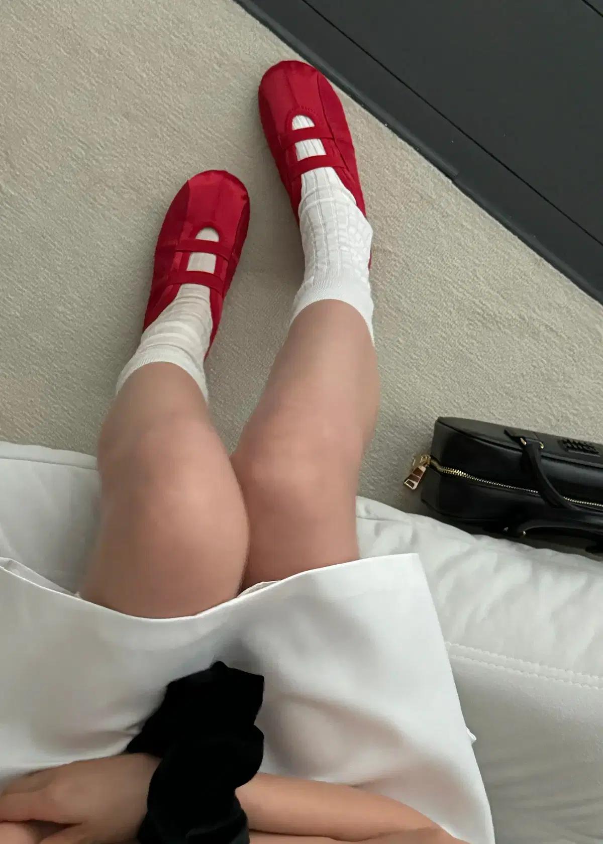 @363 러블리세틴 1cm 2중밴딩 플랫슈즈 245 레드-새상품 9
