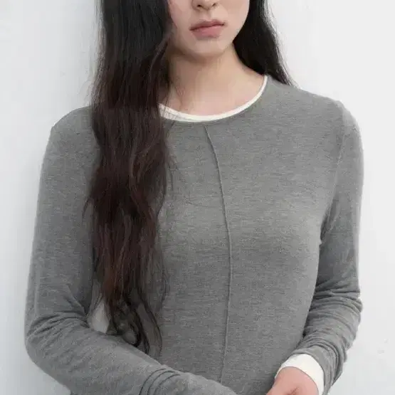 제너럴아이디어 소프트 라운드넥 핀턱 티셔츠 3