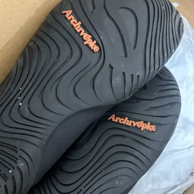 아카이브앱크 Formica core sneakers 6