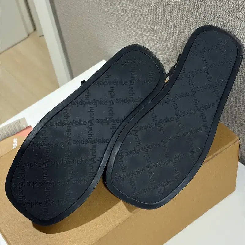 아카이브앱크 데저트 샌들 블랙 230 8