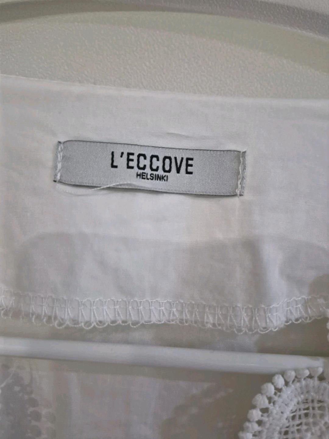 레코브(L'ECCOVE) 레이스 펀칭 자수 앤틱 단추 블라우스 8