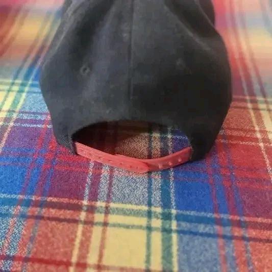 뉴에라  조던 4