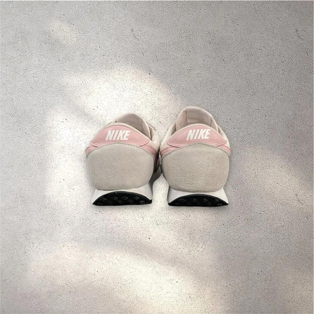 [245] 나이키 데이브레이크 소프트 핑크 (No.725) 4