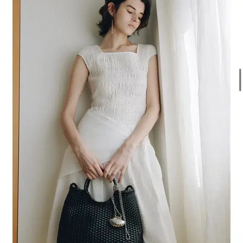 루에브르 쿠브 숄더 미디엄 백 블랙 6