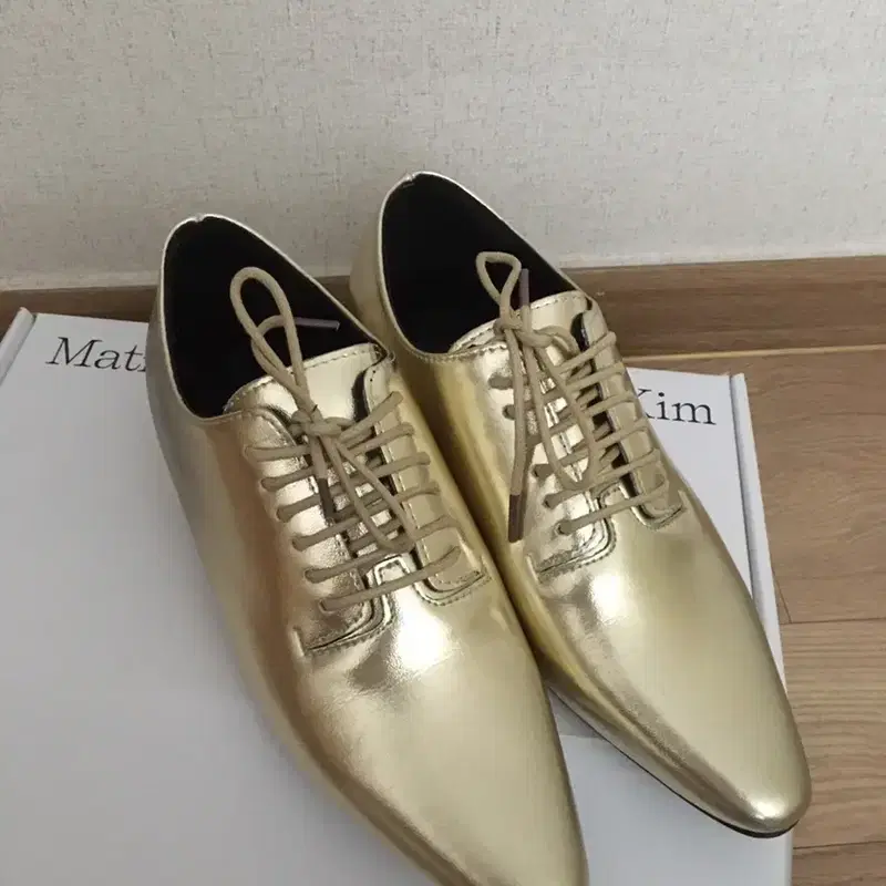 마뗑킴 카우스킨 로퍼 2