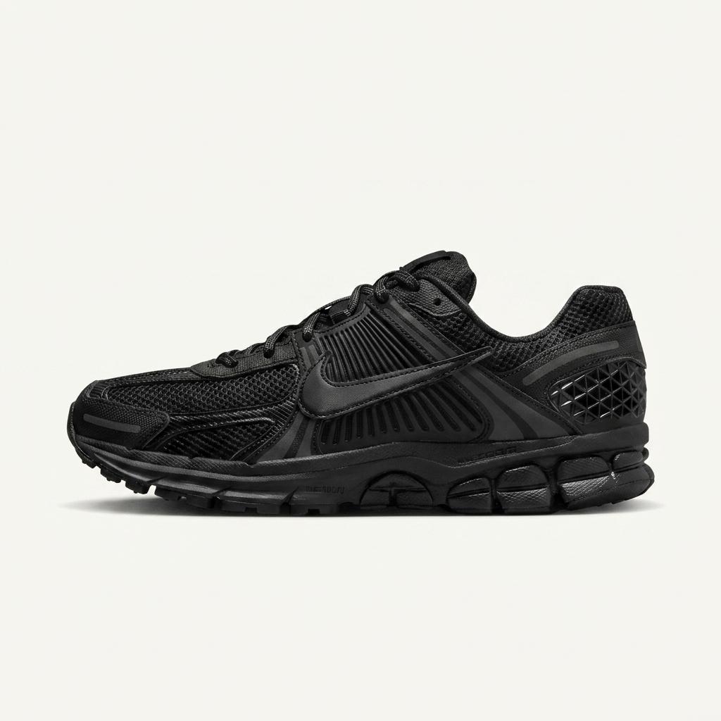 [Nike] 나이키 줌 보메로 5 블랙 스니커즈
