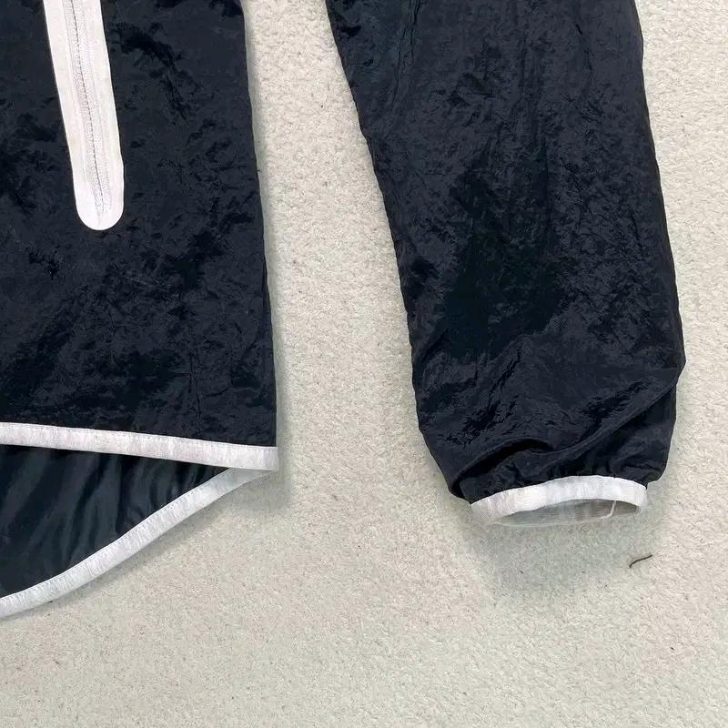 NIKE 에어로쉴드 윈드러너 자켓 블랙 S 5