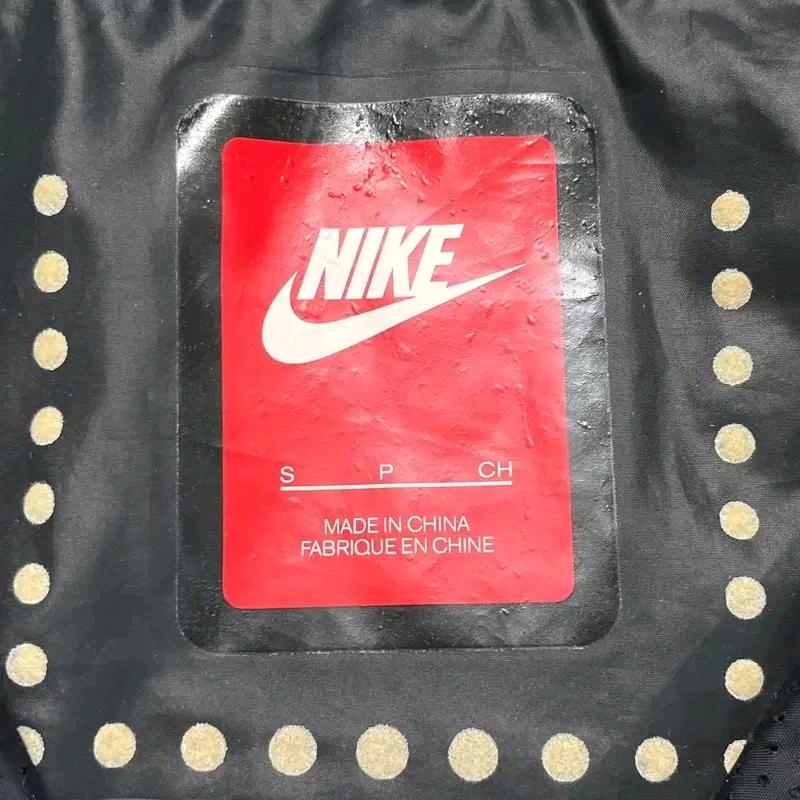 NIKE 에어로쉴드 윈드러너 자켓 블랙 S 4