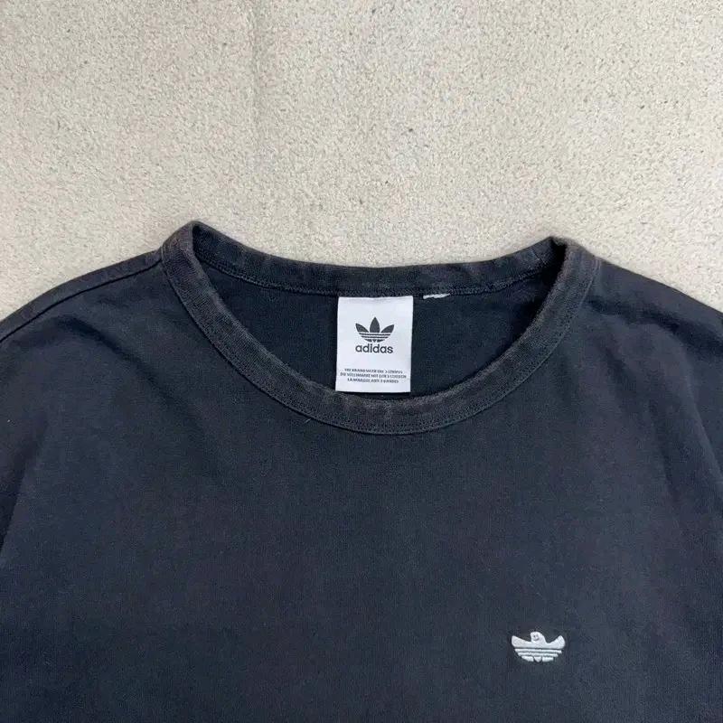 ADIDASxMark Gonzales 반팔 티 블랙 L 6