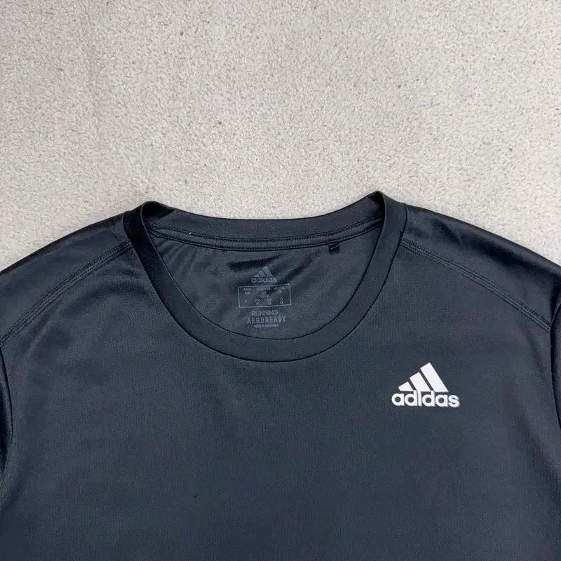 ADIDAS 에어로 레디 런잇 반팔 티 M 4