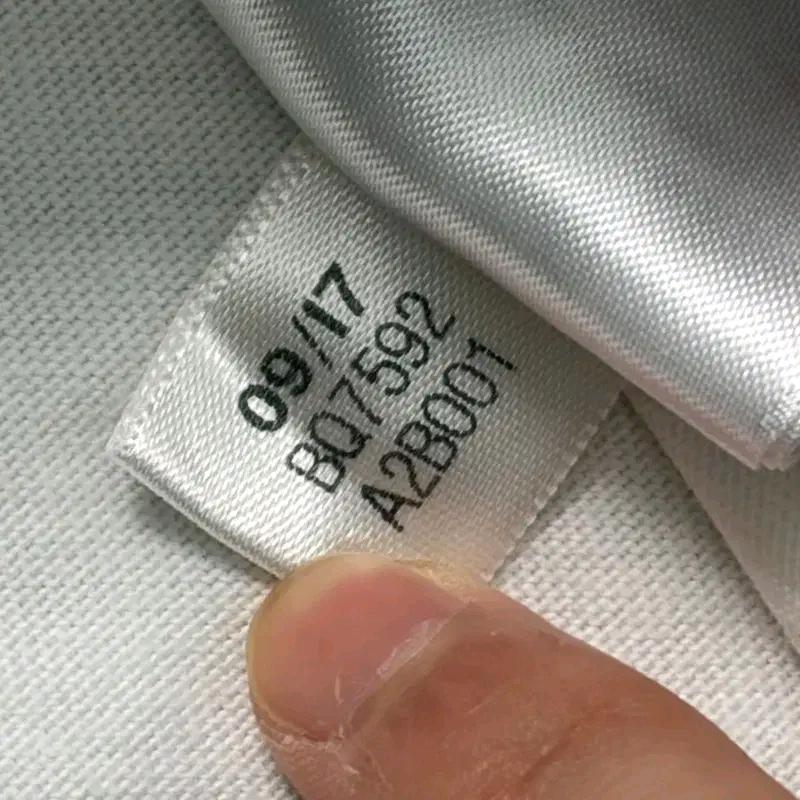 ADIDAS 파이어버드 로고티 화이트 7