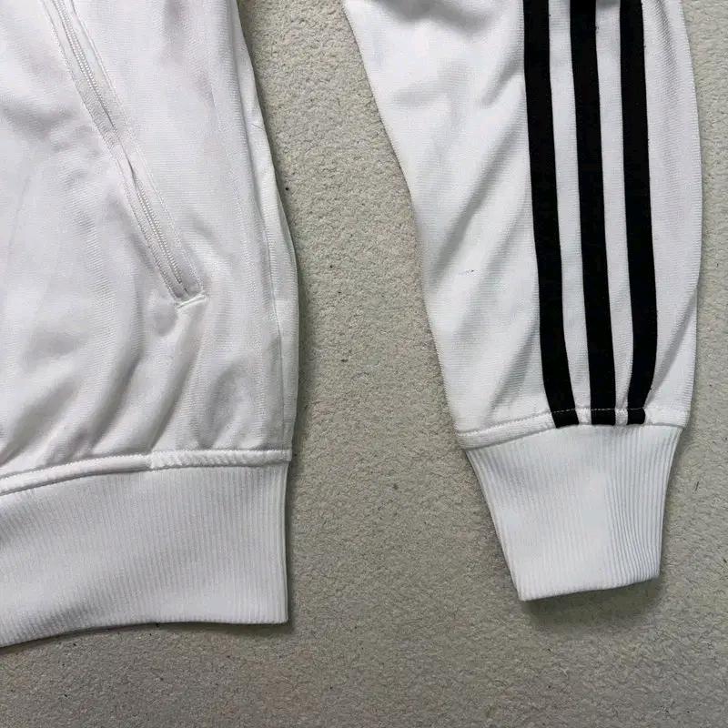 ADIDAS  구파이어버드 트랙탑 흰검 XS 5