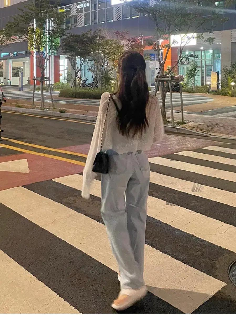 모디핏 투버튼 와이드팬츠 연청 4