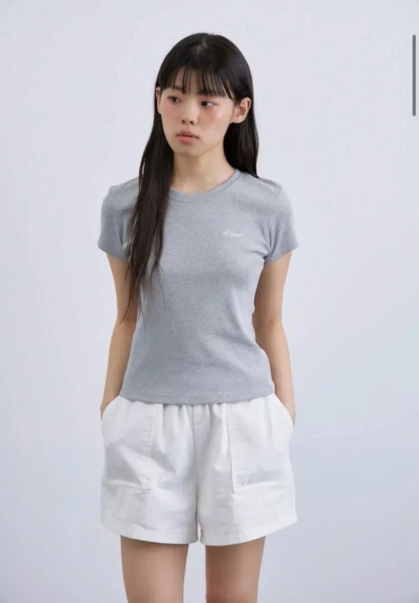 마그넷 반팔 티셔츠 그레이 4