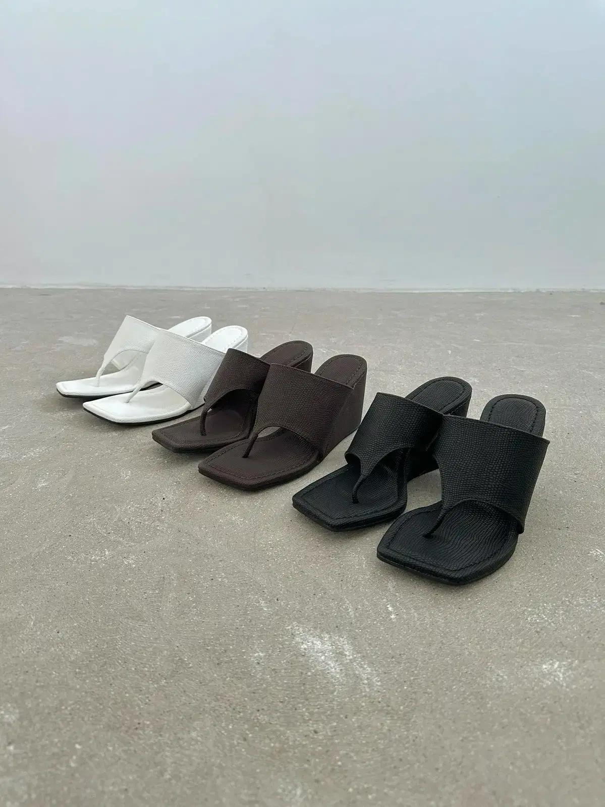 @9474 화이트 240 웨지 뮬 8cm 쪼리 샌들-새상품 11