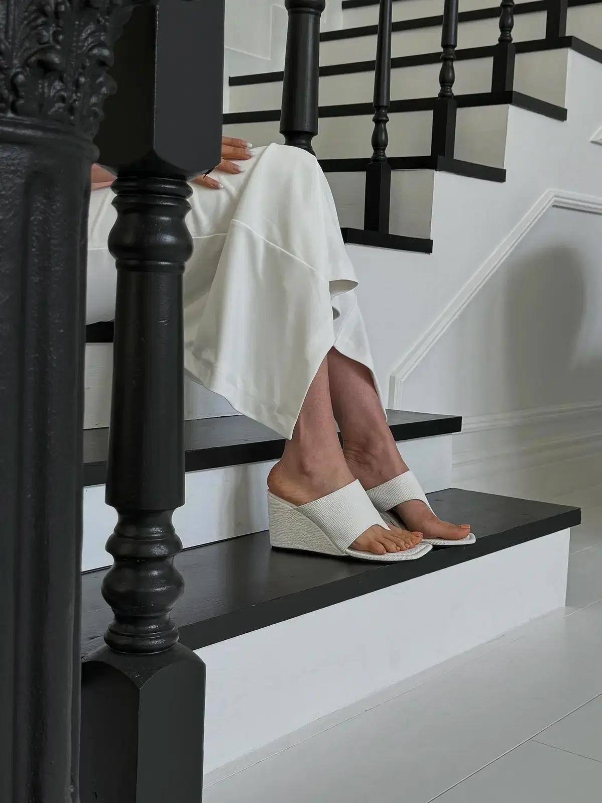 @9474 화이트 230 웨지 뮬 8cm 쪼리 샌들-새상품 7