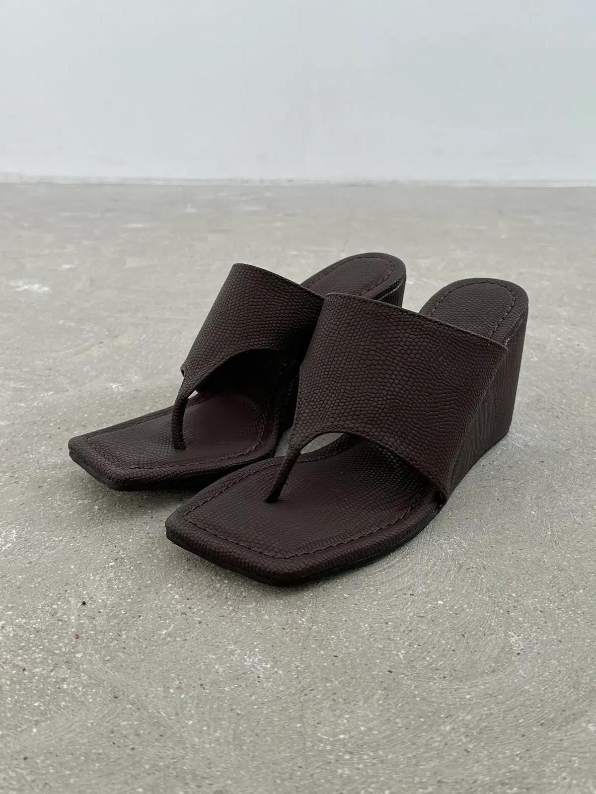 @9474 화이트 225 웨지 뮬 8cm 쪼리 샌들-새상품 12
