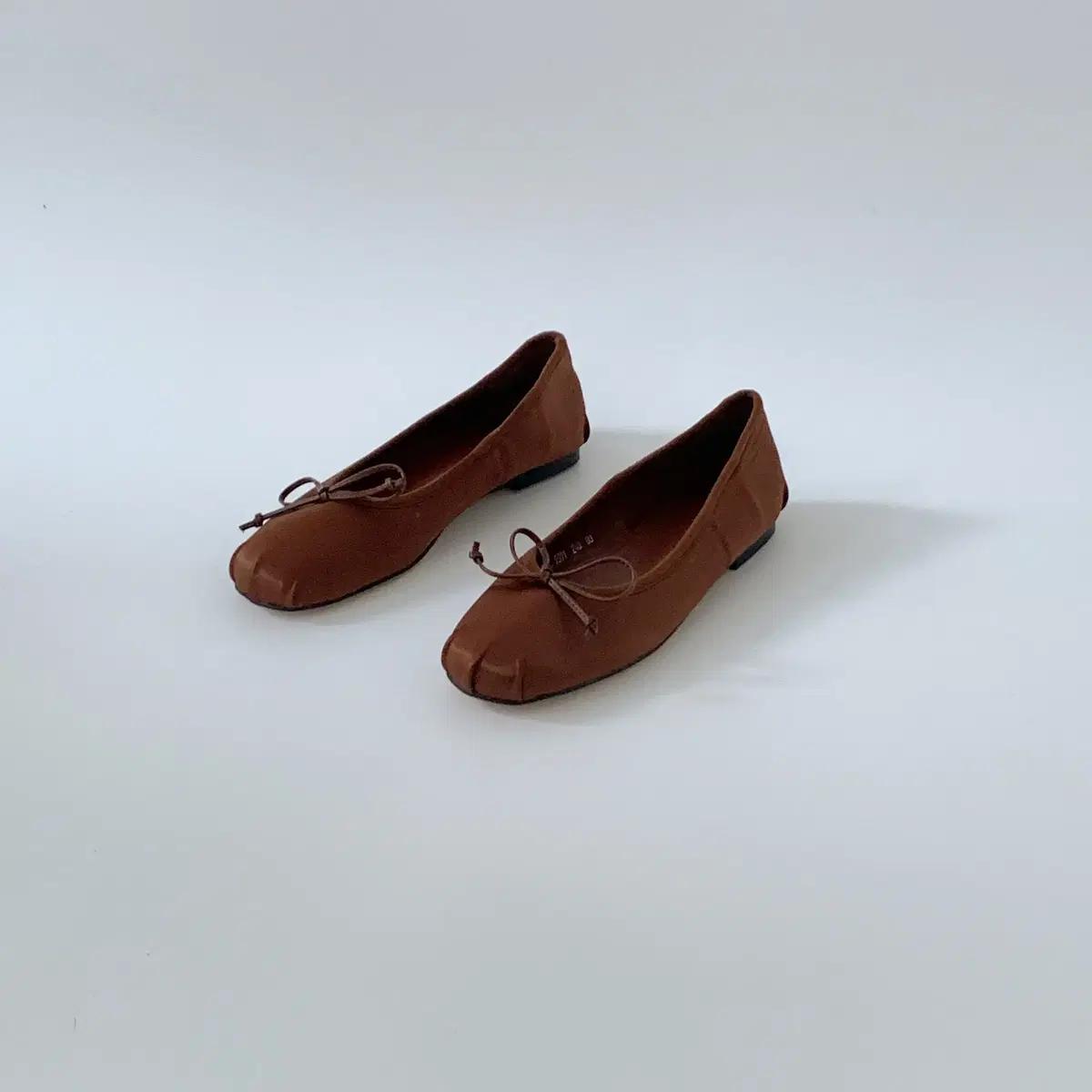 @9391 브라운 235 리본플랫 1cm 공단 플랫슈즈-새상품 2