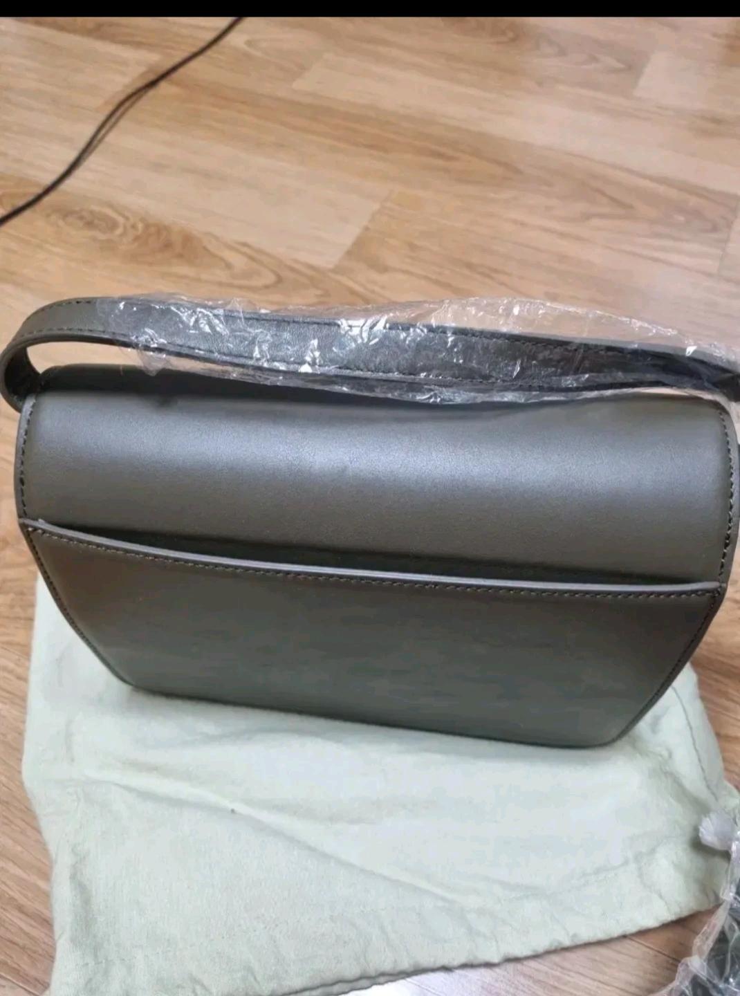 새제품 쥬르드 카키 핸드백 3