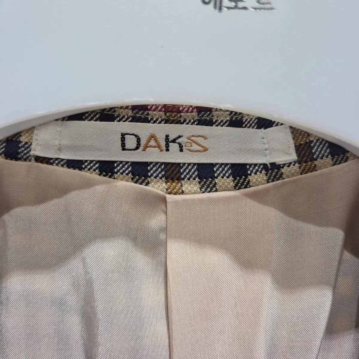 닥스 체크 패턴 자켓 3