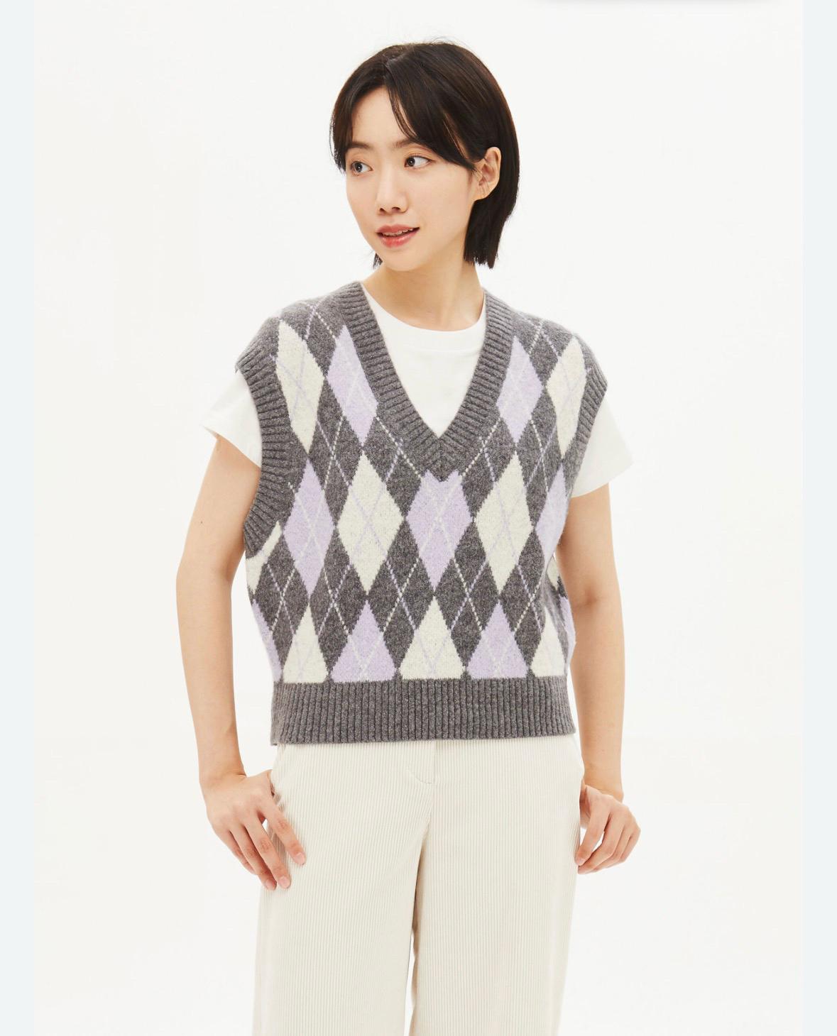 탑텐 아가일 패턴 브이넥 니트 조끼 3