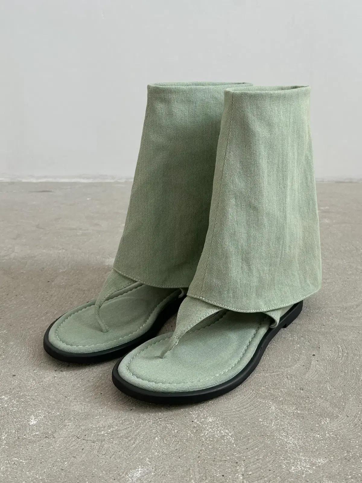 @9476 민트 245-폴드오버 쪼리부츠 1.5cm 데님 하프부츠-새상품 2