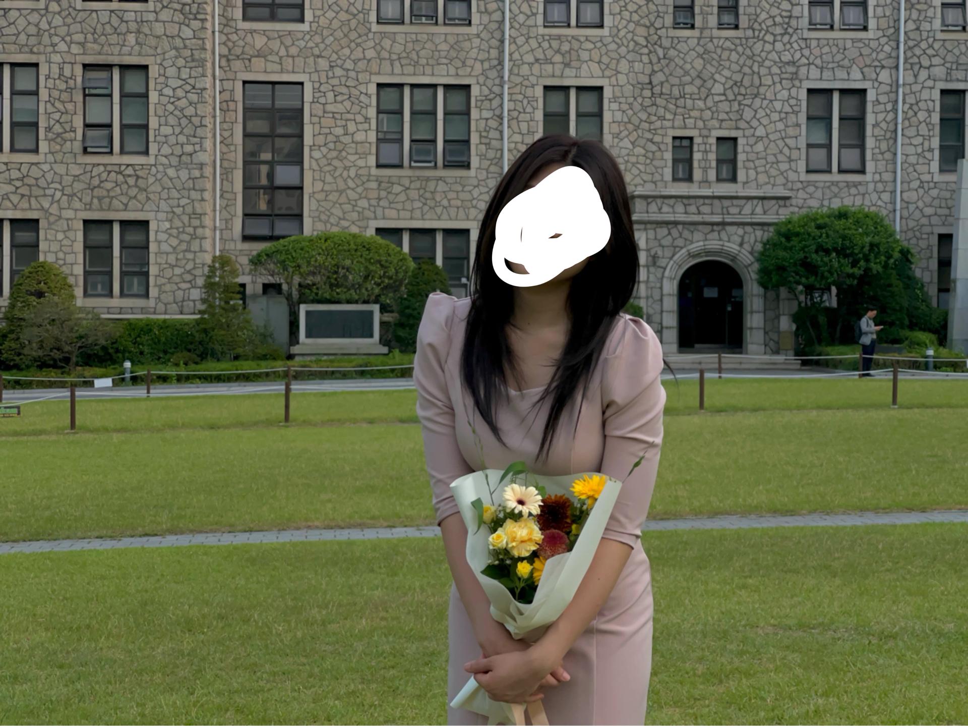 프롬데이원 르네아 하트 스퀘어넥 미니 원피스 4
