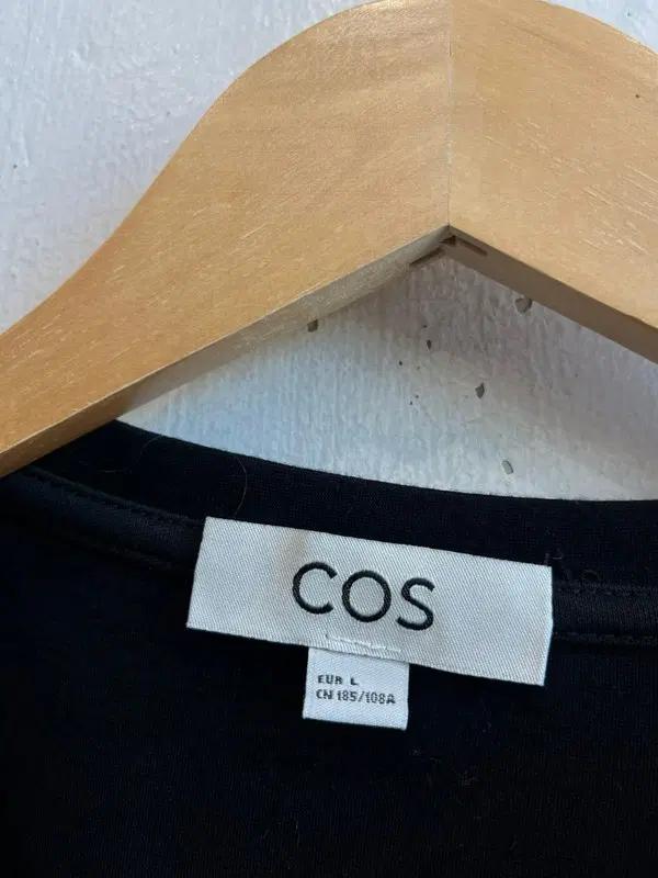 COS 코스 크롭 반팔 티셔츠 블랙 3