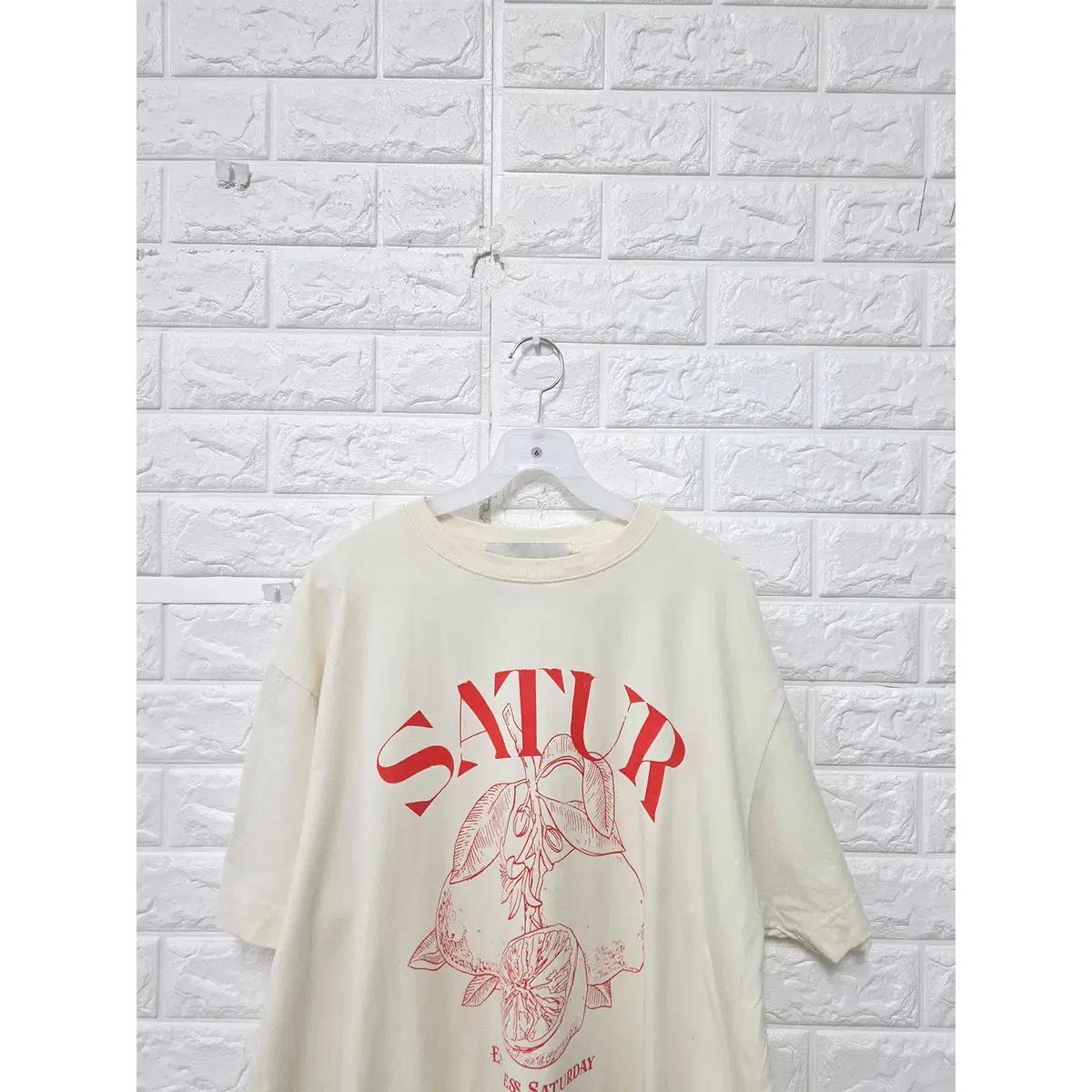 XL 세터 SATUR 아이보리 반팔 티 E373 6
