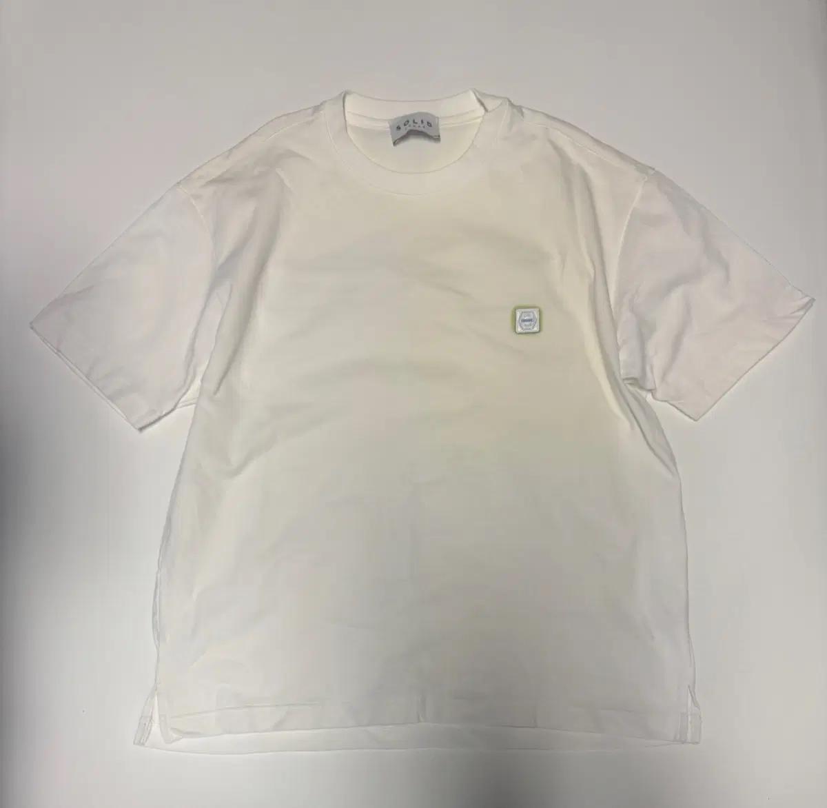 정품 솔리드옴므 21ss 백 로고 반팔 티셔츠 XL 화이트 우영미 3