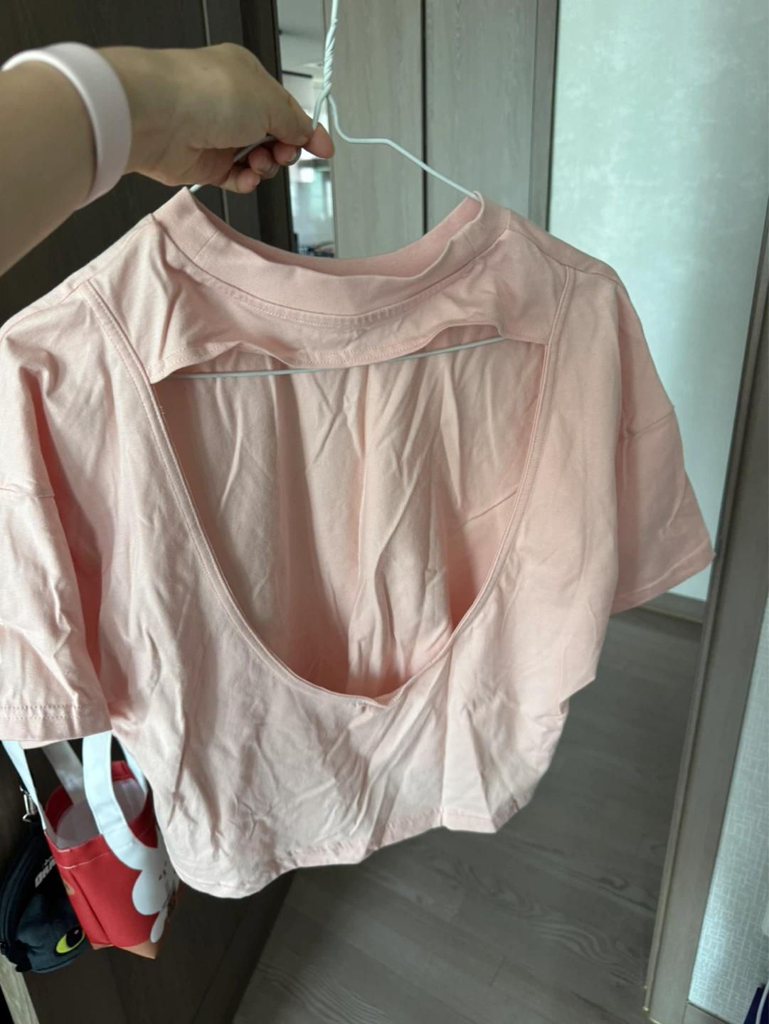 아디다스 핑크 크롭 반팔 2